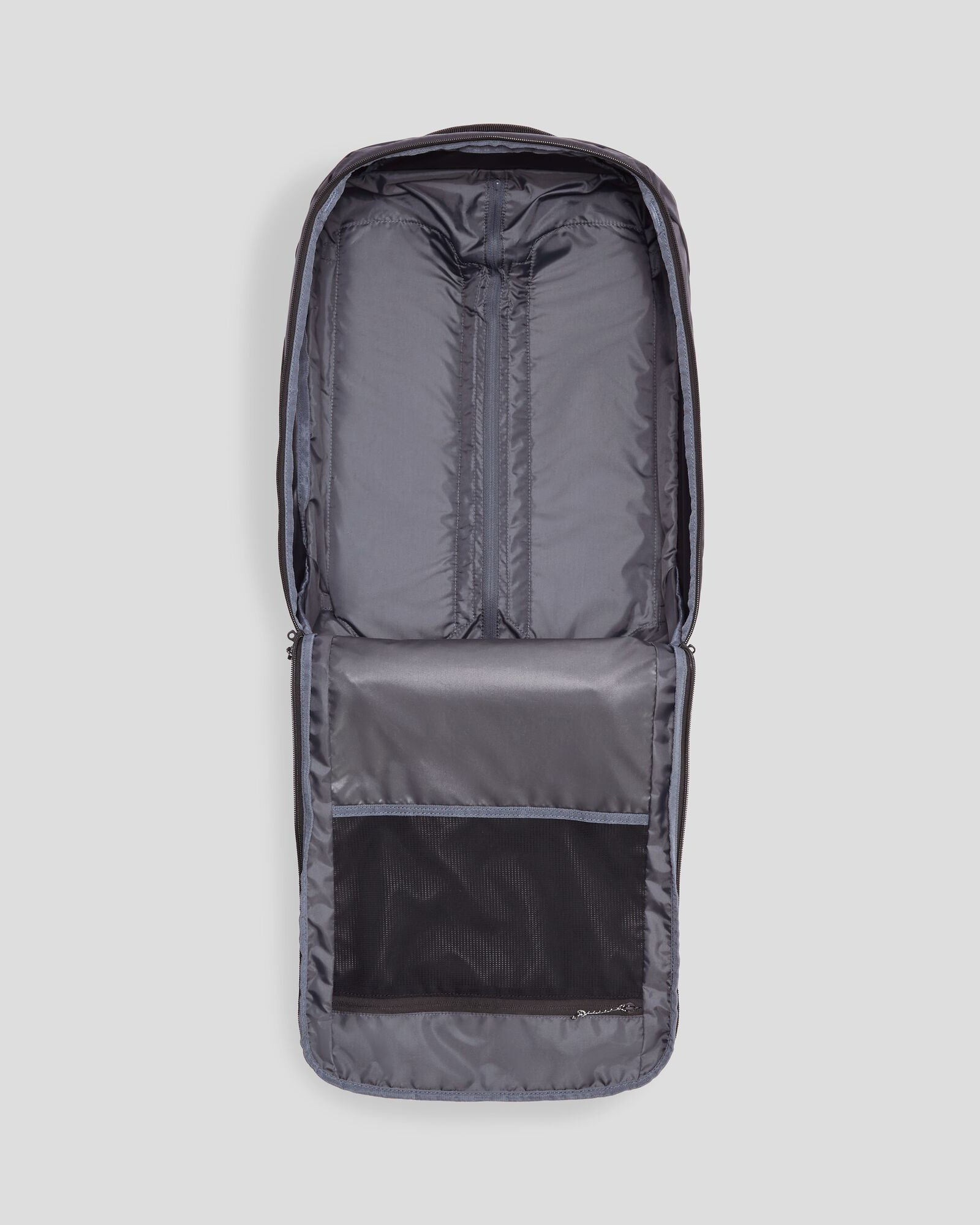 Feather Flight Carry-On - Black Stingray